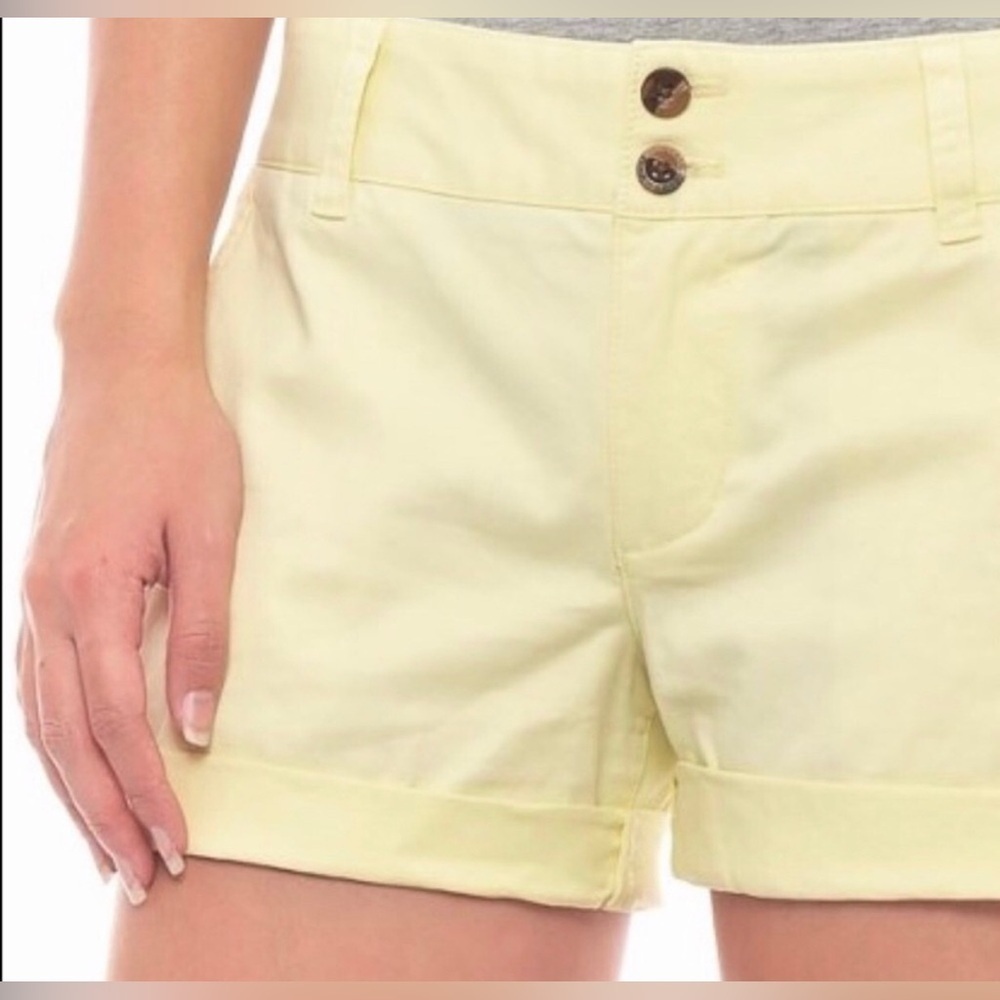 Mountain Khakis Yellow Adjustable length Mid Rise Shorts 8 Medium cotton stretch